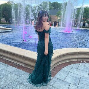 ✨️💚⚘️Ivy Green Prom Dress⚘️💚✨️
